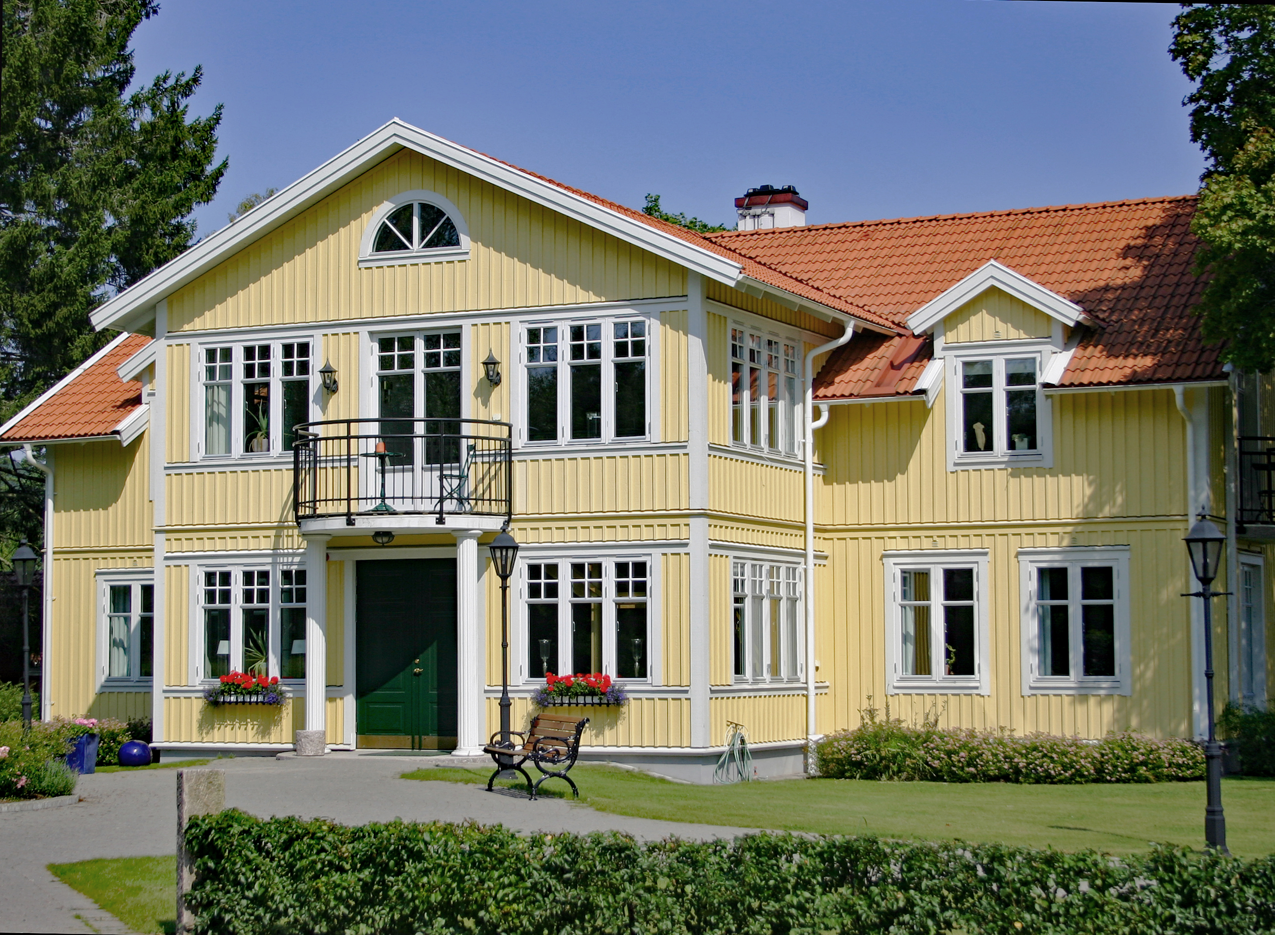 Herrgårdsvillan på Hestraviken, med sviter för mindre konferensgrupper, perfekt för privat och avkopplande möten