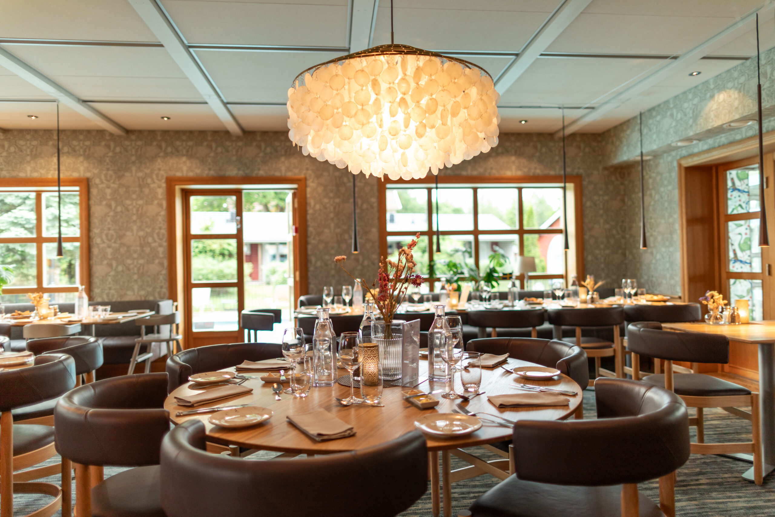 Matsal dukad för lunch och middag till våra dagkonferens gäster